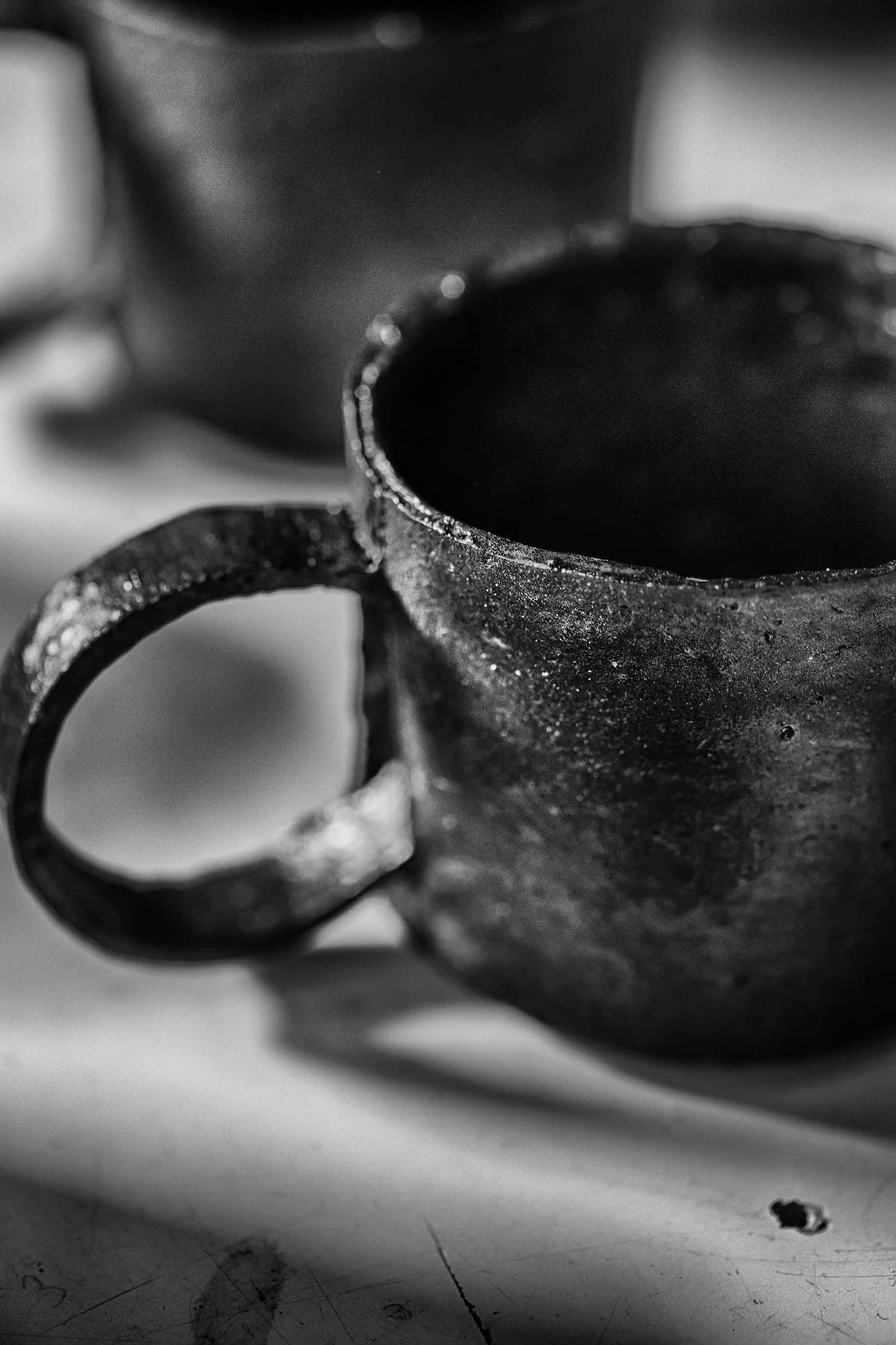 MOCK-CUP pierced coffee cup